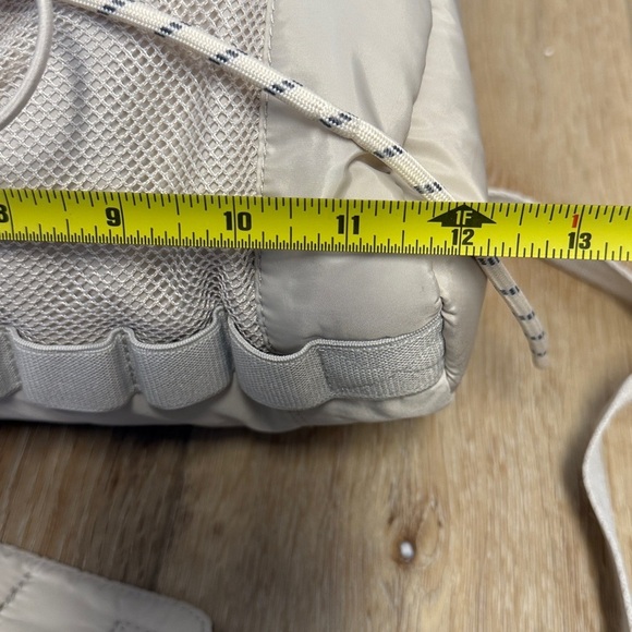 Dagne Dover nova sling bag. Color moonbeam. - Picture 8 of 13